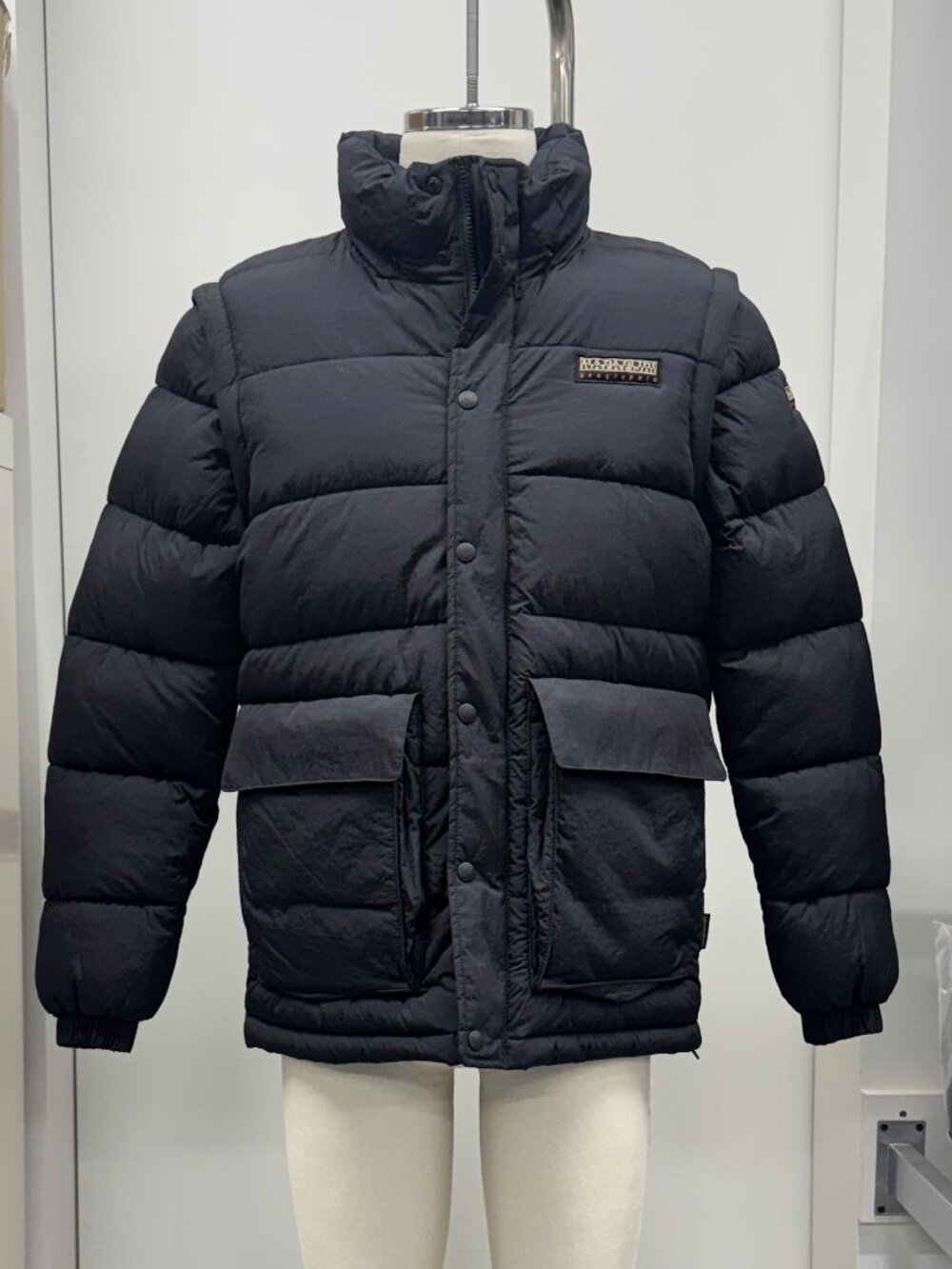 Napapijri Black Modular 3-in-1 Jacket – Removable Hood & Sleeves - Picture 7 of 16